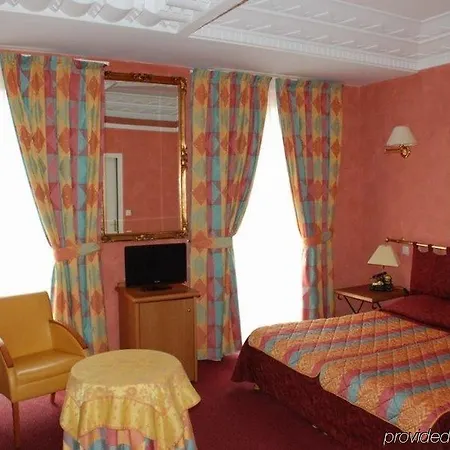 Le Meurice Hotel